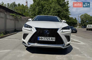 Внедорожник / Кроссовер Lexus NX 2016 в 