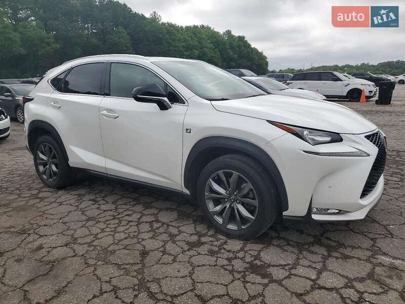 Позашляховик / Кросовер Lexus NX 2017 в Івано-Франківську