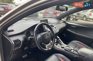 Позашляховик / Кросовер Lexus NX 2015 в 