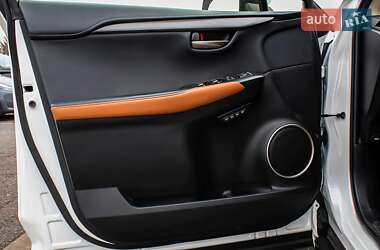 Внедорожник / Кроссовер Lexus NX 2020 в 
