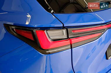 Внедорожник / Кроссовер Lexus NX 2023 в 