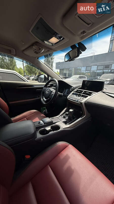 Внедорожник / Кроссовер Lexus NX 2018 в Днепре