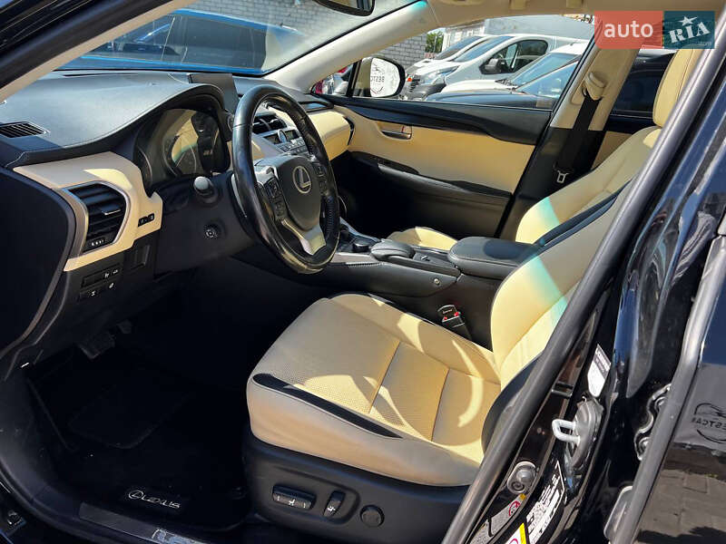 Позашляховик / Кросовер Lexus NX 2017 в Дніпрі