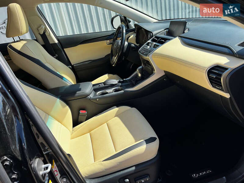 Позашляховик / Кросовер Lexus NX 2017 в Дніпрі
