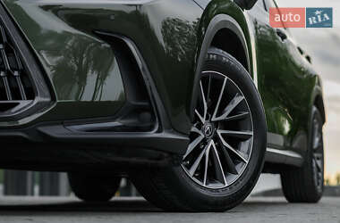 Внедорожник / Кроссовер Lexus NX 2022 в 