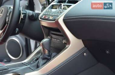 Внедорожник / Кроссовер Lexus NX 2019 в 