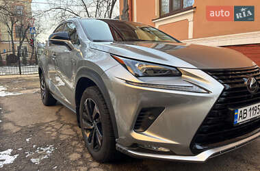 Внедорожник / Кроссовер Lexus NX 2020 в 