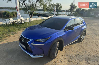 Позашляховик / Кросовер Lexus NX 2015 в 