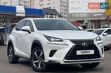 Внедорожник / Кроссовер Lexus NX 2020 в 