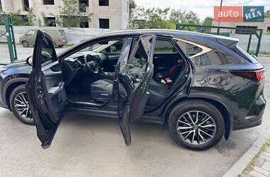 Внедорожник / Кроссовер Lexus NX 2022 в 