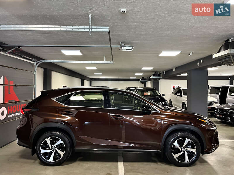 Внедорожник / Кроссовер Lexus NX 2019 в Львове