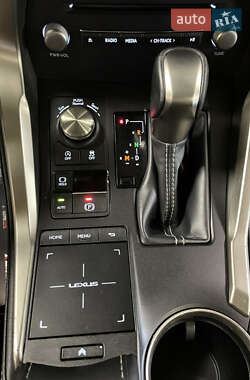 Внедорожник / Кроссовер Lexus NX 2019 в 