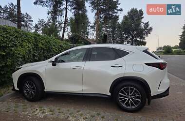 Внедорожник / Кроссовер Lexus NX 2022 в 