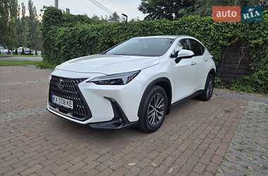 Внедорожник / Кроссовер Lexus NX 2022 в 