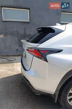 Внедорожник / Кроссовер Lexus NX 2015 в 