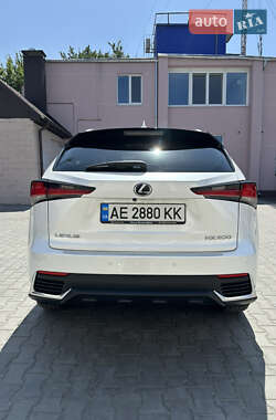 Внедорожник / Кроссовер Lexus NX 2017 в 