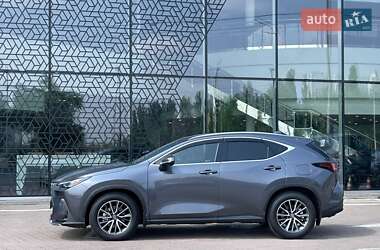 Внедорожник / Кроссовер Lexus NX 2023 в 