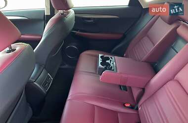 Внедорожник / Кроссовер Lexus NX 2020 в 