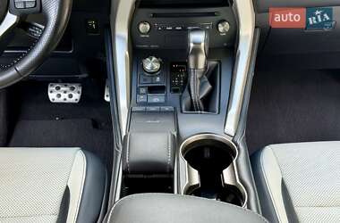 Внедорожник / Кроссовер Lexus NX 2021 в 