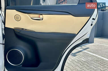 Внедорожник / Кроссовер Lexus NX 2020 в 