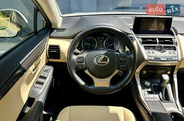 Внедорожник / Кроссовер Lexus NX 2020 в 