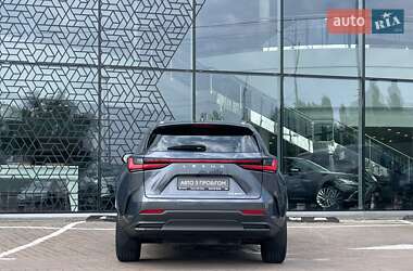 Внедорожник / Кроссовер Lexus NX 2022 в 