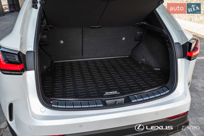 Позашляховик / Кросовер Lexus NX 2023 в Дніпрі