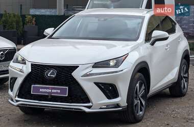 Внедорожник / Кроссовер Lexus NX 2020 в 