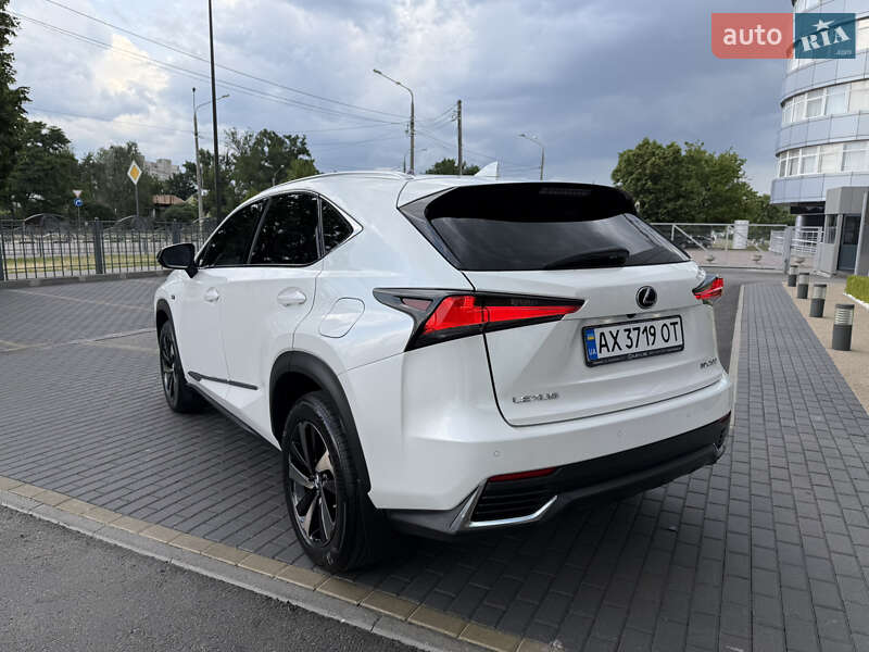 Позашляховик / Кросовер Lexus NX 2021 в Харкові