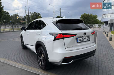 Внедорожник / Кроссовер Lexus NX 2021 в 