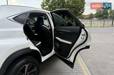 Внедорожник / Кроссовер Lexus NX 2021 в 