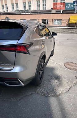 Внедорожник / Кроссовер Lexus NX 2020 в 