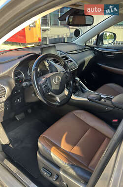Внедорожник / Кроссовер Lexus NX 2017 в 