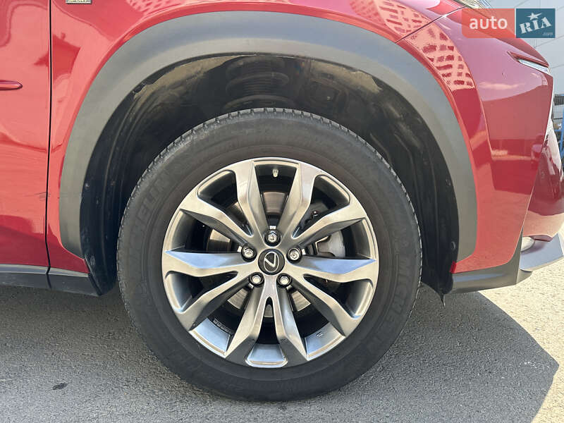 Внедорожник / Кроссовер Lexus NX 2017 в Одессе
