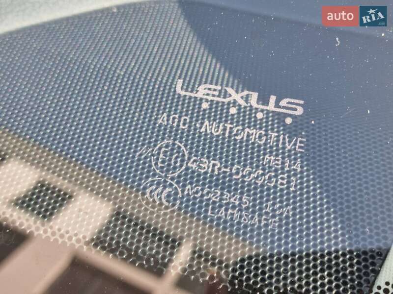 Внедорожник / Кроссовер Lexus NX 2020 в Новояворовске