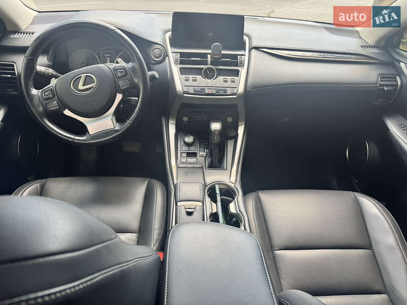 Позашляховик / Кросовер Lexus NX 2017 в Одесі