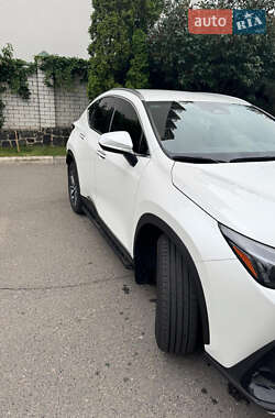 Внедорожник / Кроссовер Lexus NX 2021 в 