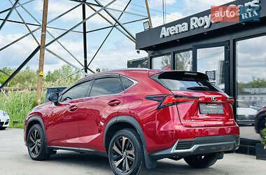 Внедорожник / Кроссовер Lexus NX 2019 в 