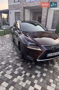 Внедорожник / Кроссовер Lexus NX 2019 в 