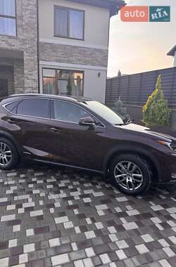 Внедорожник / Кроссовер Lexus NX 2019 в 