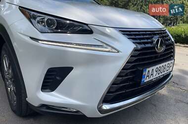 Внедорожник / Кроссовер Lexus NX 2019 в 