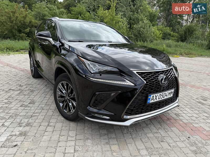 Внедорожник / Кроссовер Lexus NX 2020 в 