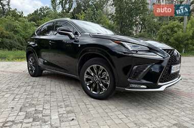 Внедорожник / Кроссовер Lexus NX 2020 в 