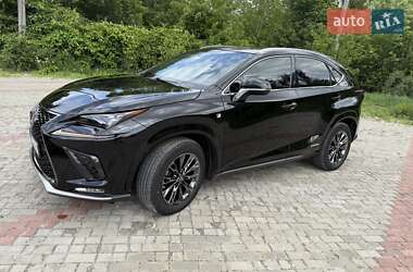 Внедорожник / Кроссовер Lexus NX 2020 в 