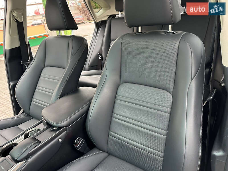 Внедорожник / Кроссовер Lexus NX 2015 в Одессе