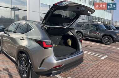 Внедорожник / Кроссовер Lexus NX 2021 в 