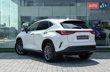 Внедорожник / Кроссовер Lexus NX 2024 в 