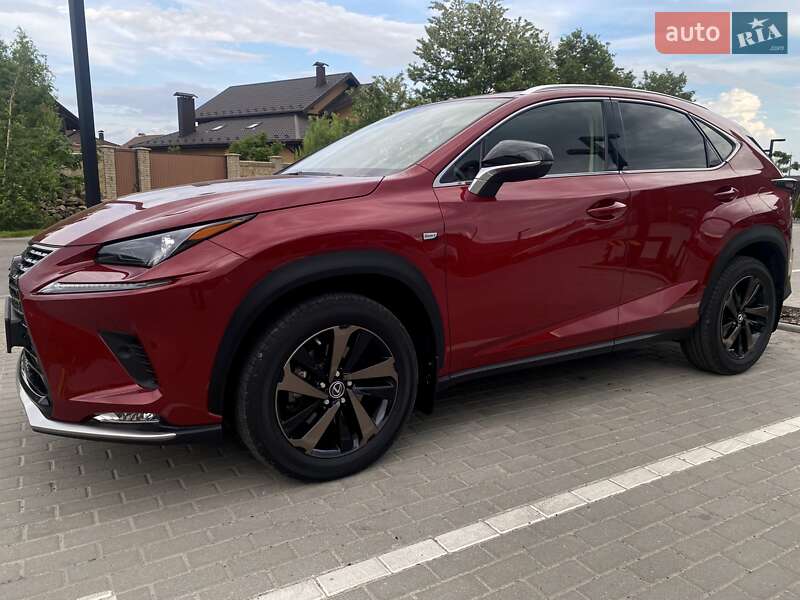 Внедорожник / Кроссовер Lexus NX 2021 в 