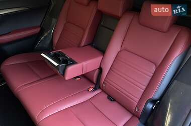 Внедорожник / Кроссовер Lexus NX 2021 в 