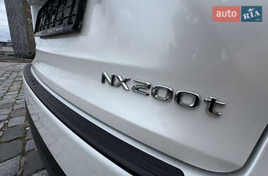 Внедорожник / Кроссовер Lexus NX 2016 в 